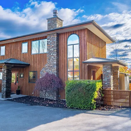 Wanaka Springs Lodge-2